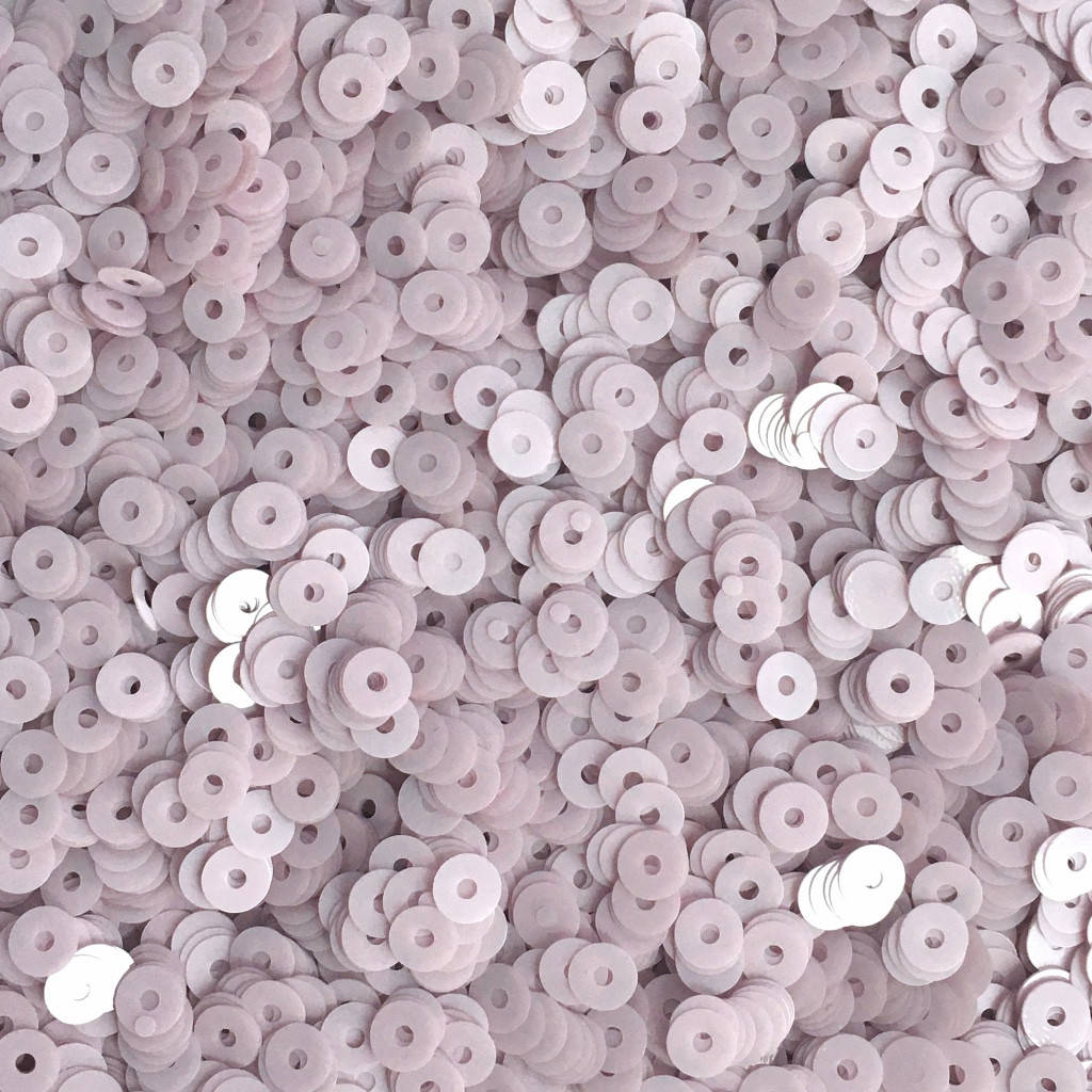 

Пайетки Турция 4 мм. Круглая плоская. Зефирный (фарфор). Упаковка 5 гр.