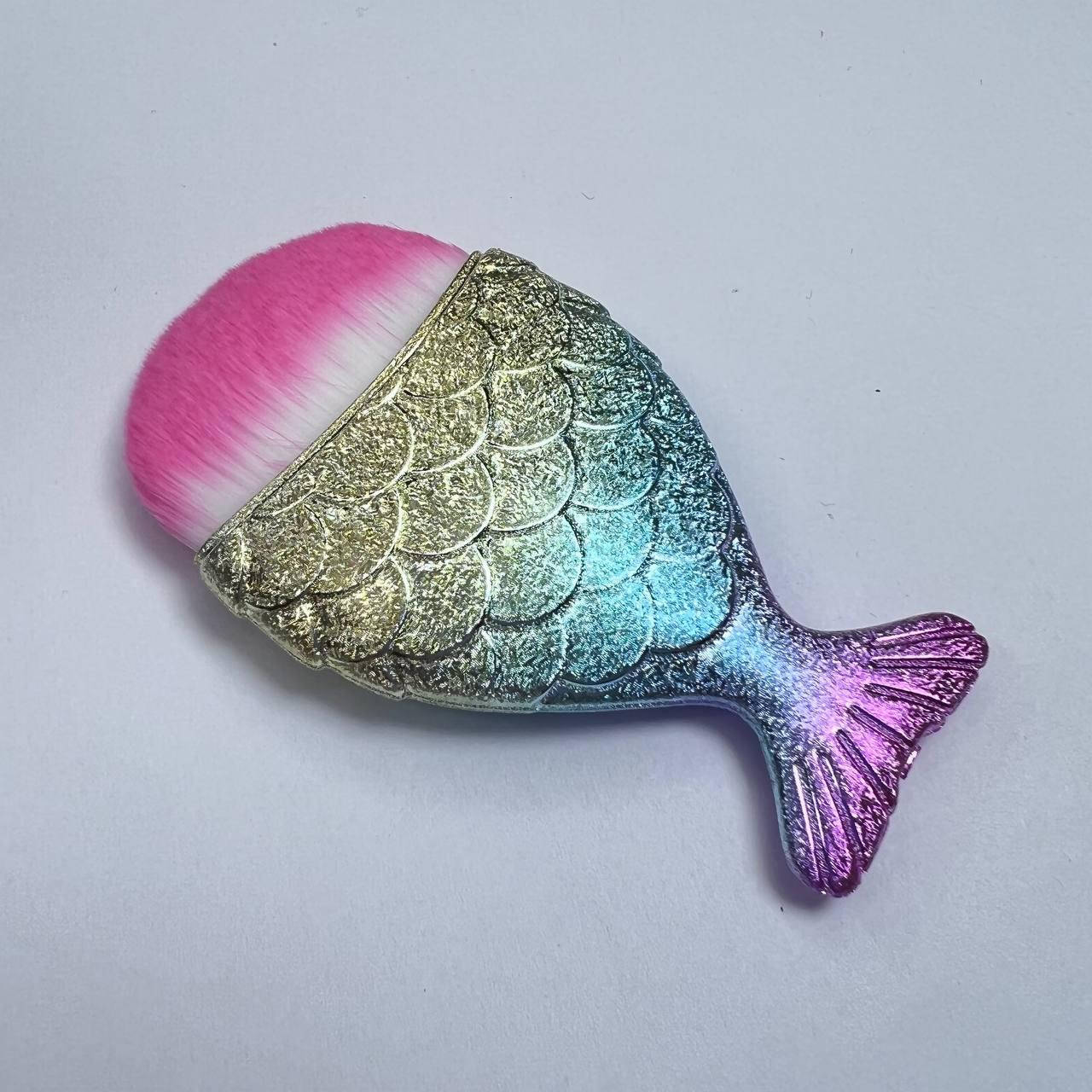 

Кисть рыбка #001