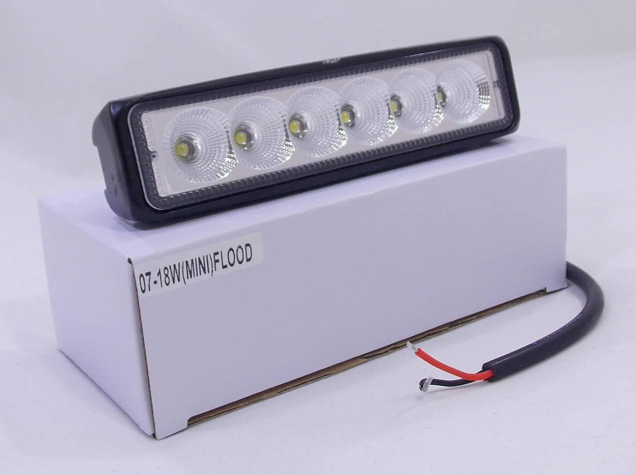 

Светодиодная LED противотуманная фара ЛИДЕР 1 шт 10-30V 07-18W MINI ближний 160x46x50