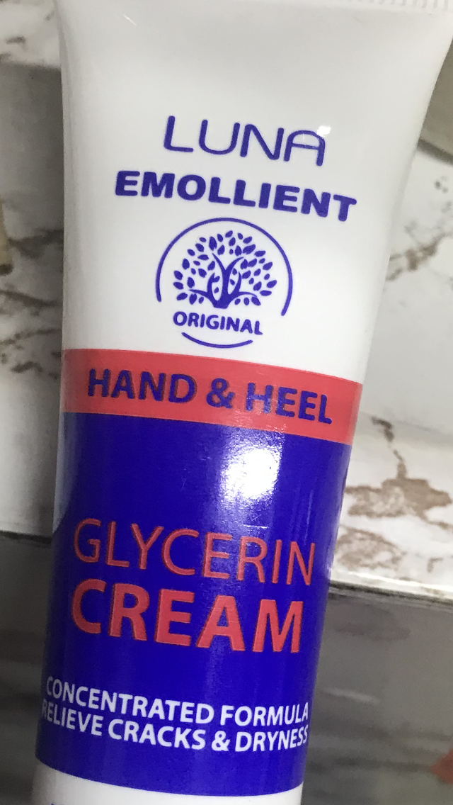 

Luna Super Emollient Cream Shea Butter крем для рук Египет