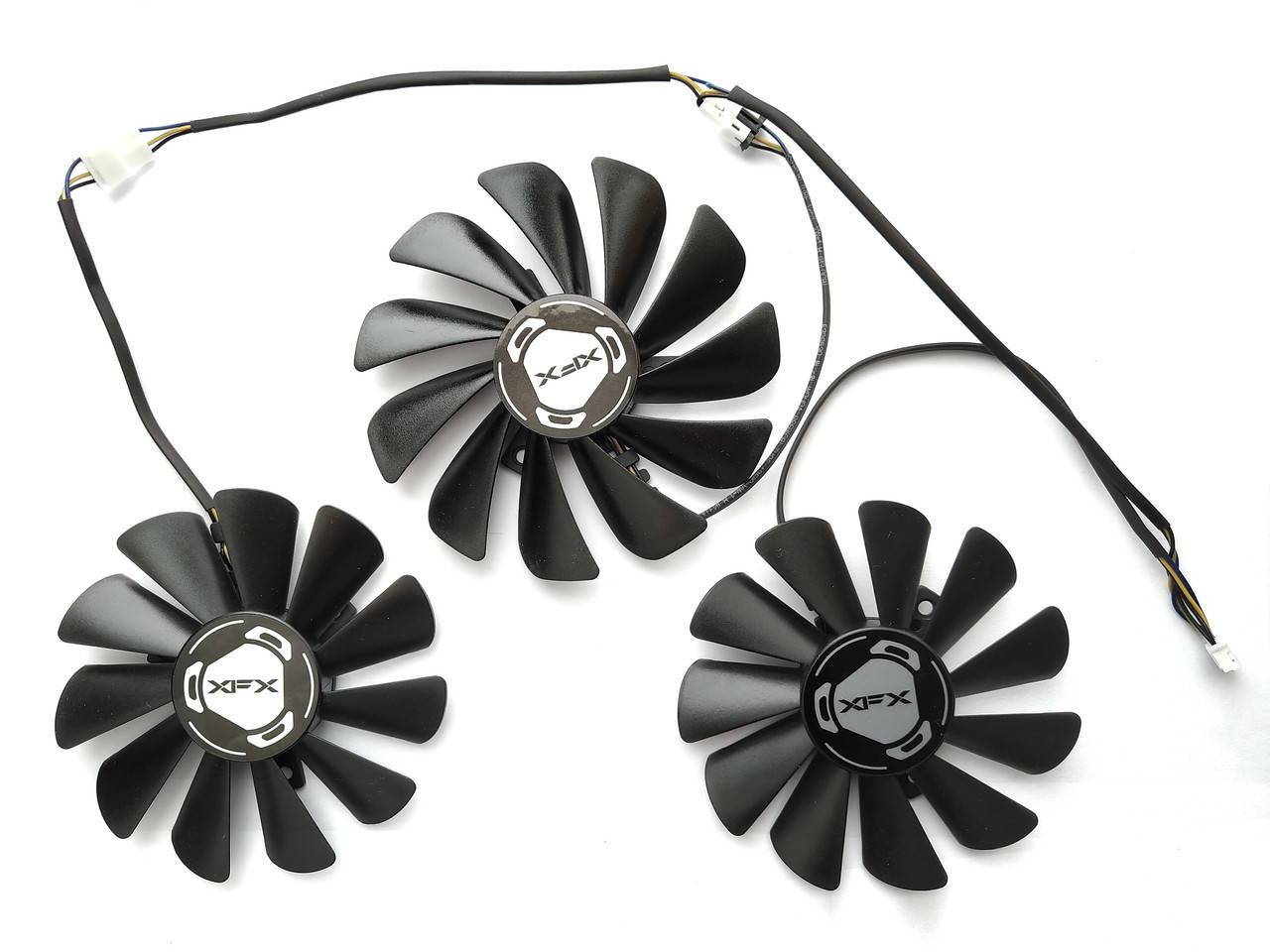 

Вентилятор Champion для видеокарты XFX RX 5600 XT THICC III CF1010U12S (FDC10U12S9-C) комплект 3 шт (№362)