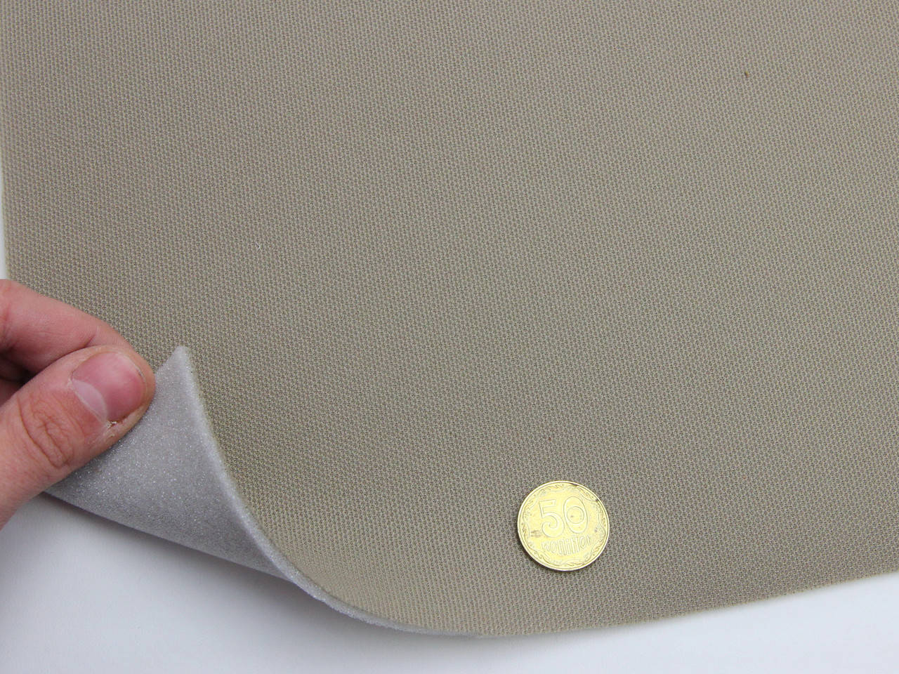 

Автоткань потолочная TPO-1303-ns оригинальная на поролоне, цвет серо-бежевый, толщ. 4мм шир. 140см