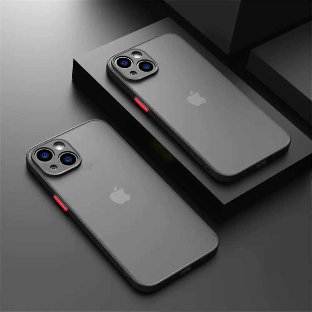

Противоударный матовый чехол для iPhone 13 mini Черный