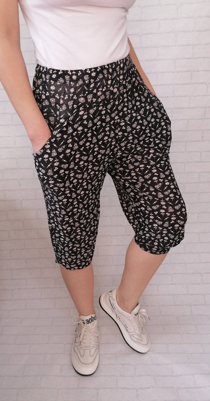 

Женские бамбуковые капри-султанки холодок рисунок Цветок 46-52 размер, Разные цвета