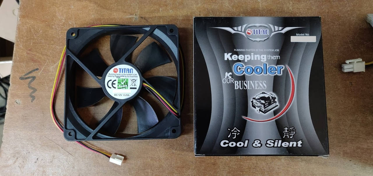 

Корпусной куллер Titan 120 мм № 20050501