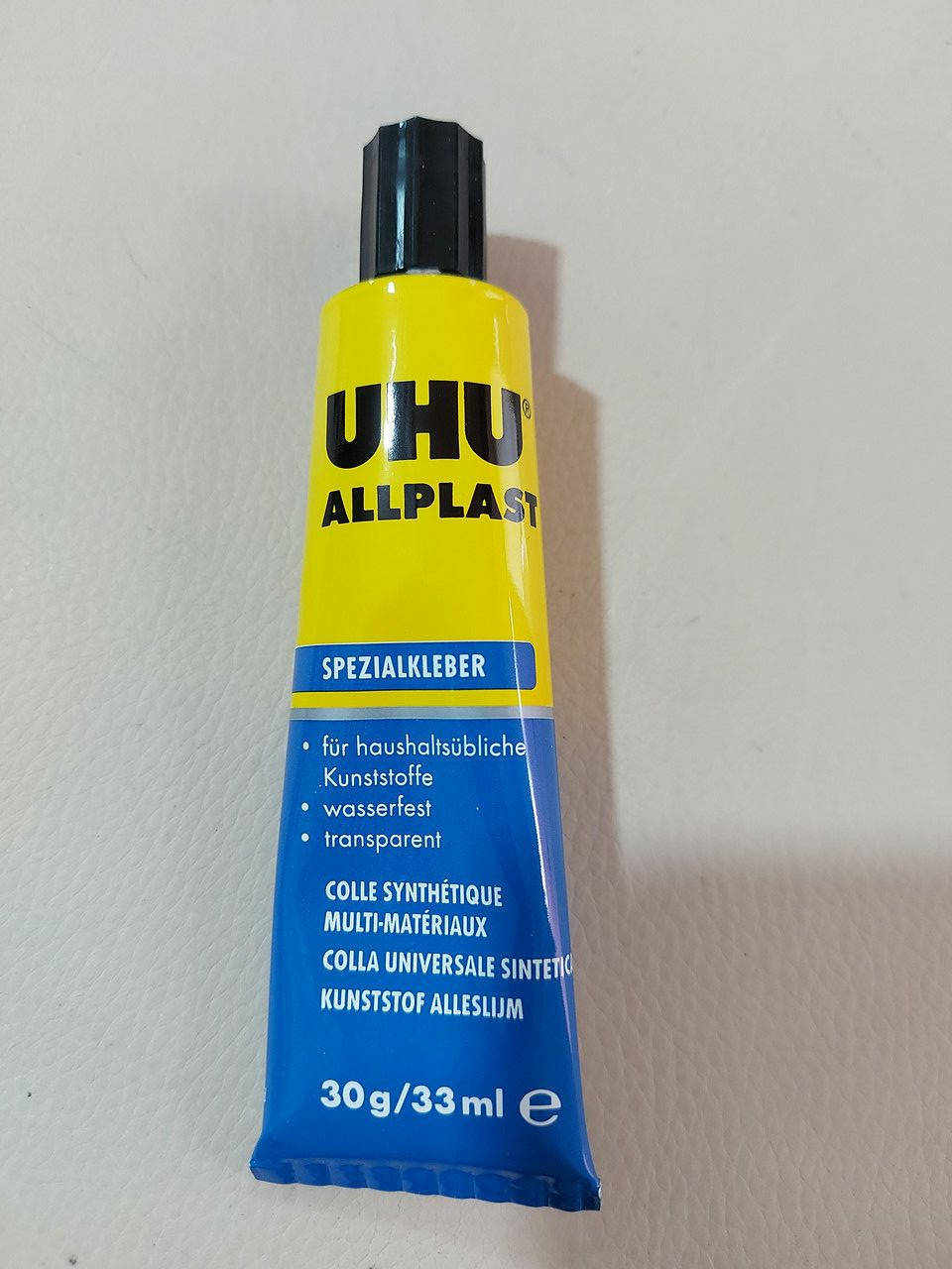 

Клей для пластика (специальный) UHU ALLPLAST 30г/33мл.