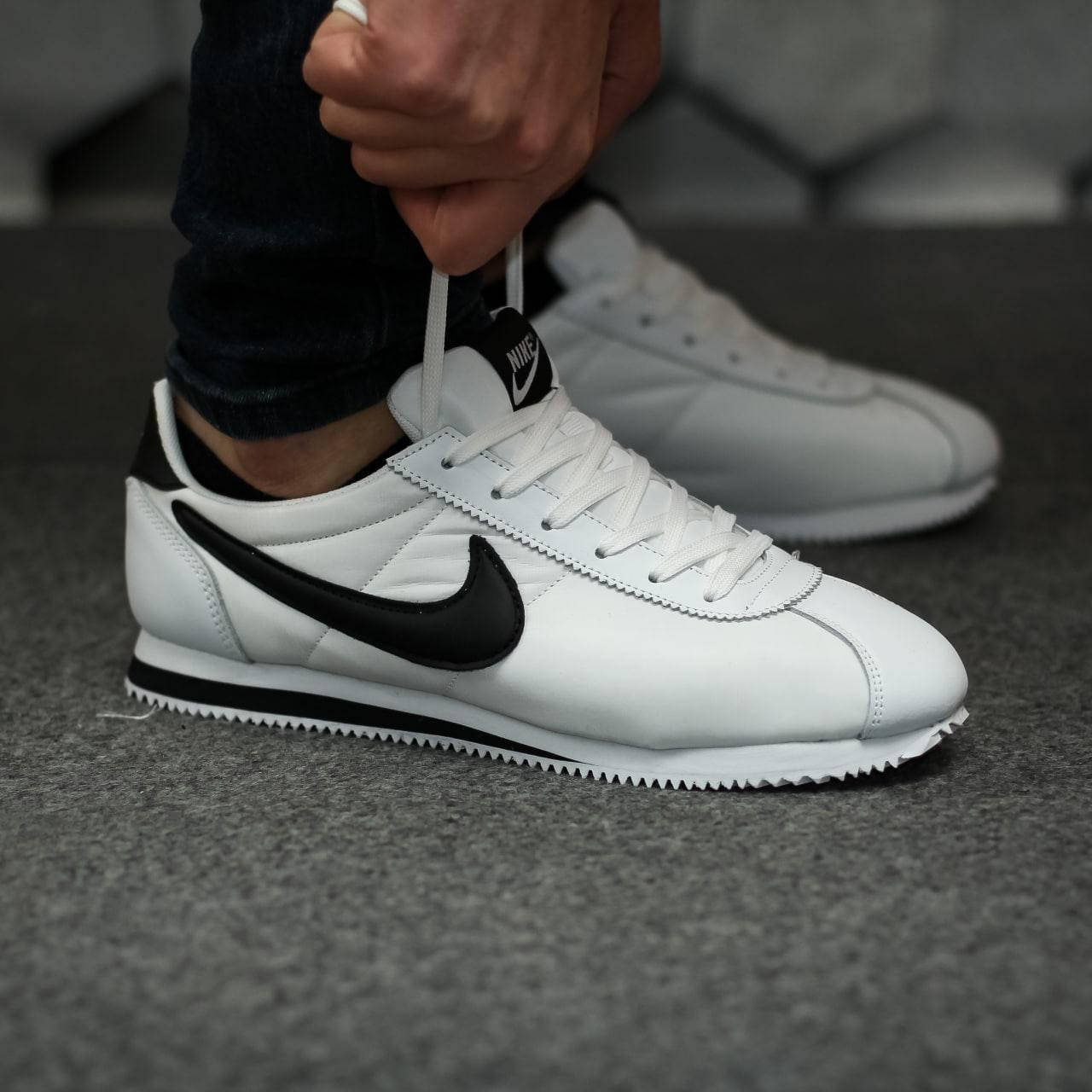 

Мужские кроссовки Nike Cortez белые с чёрным (41-46) 43, Черно-белый