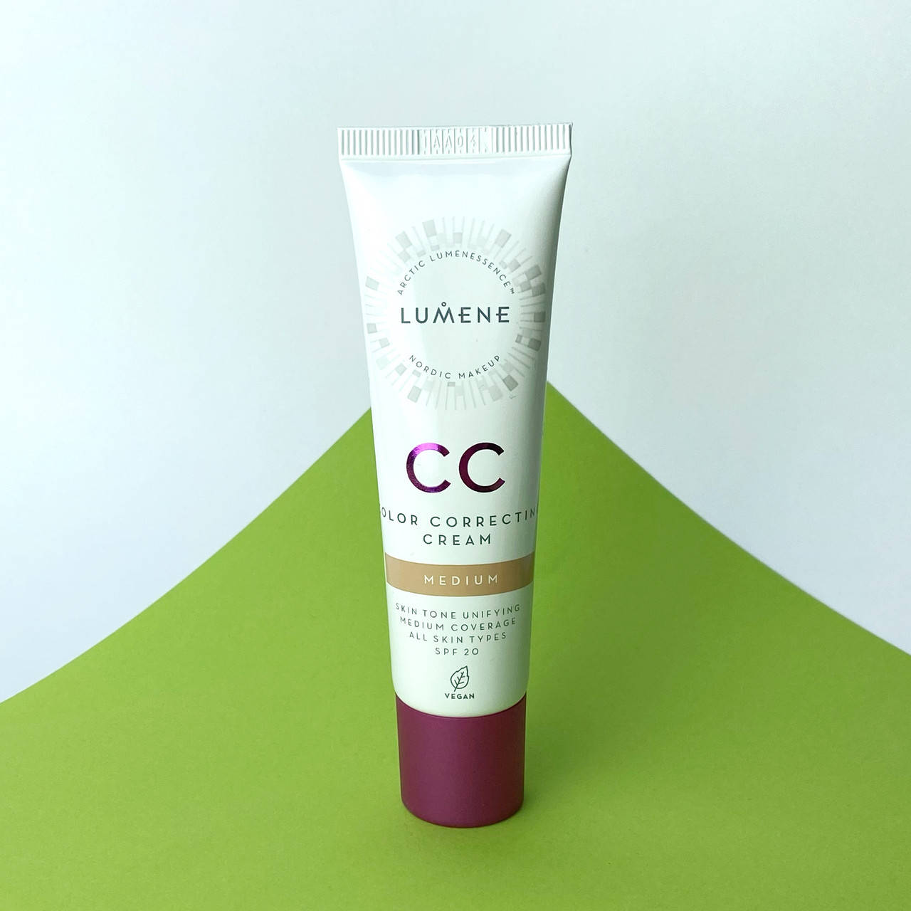 

Тональный крем Lumene CC Color Correcting Cream SPF20 - Medium