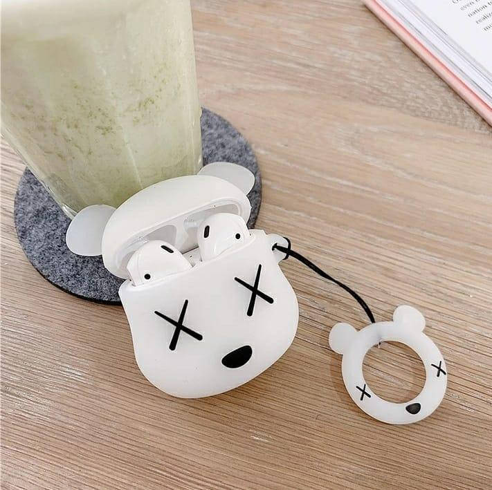 

Чехол футляр для наушников AirPods 1, 2 Мишка Bear Brick + брелок силиконовый, Белый