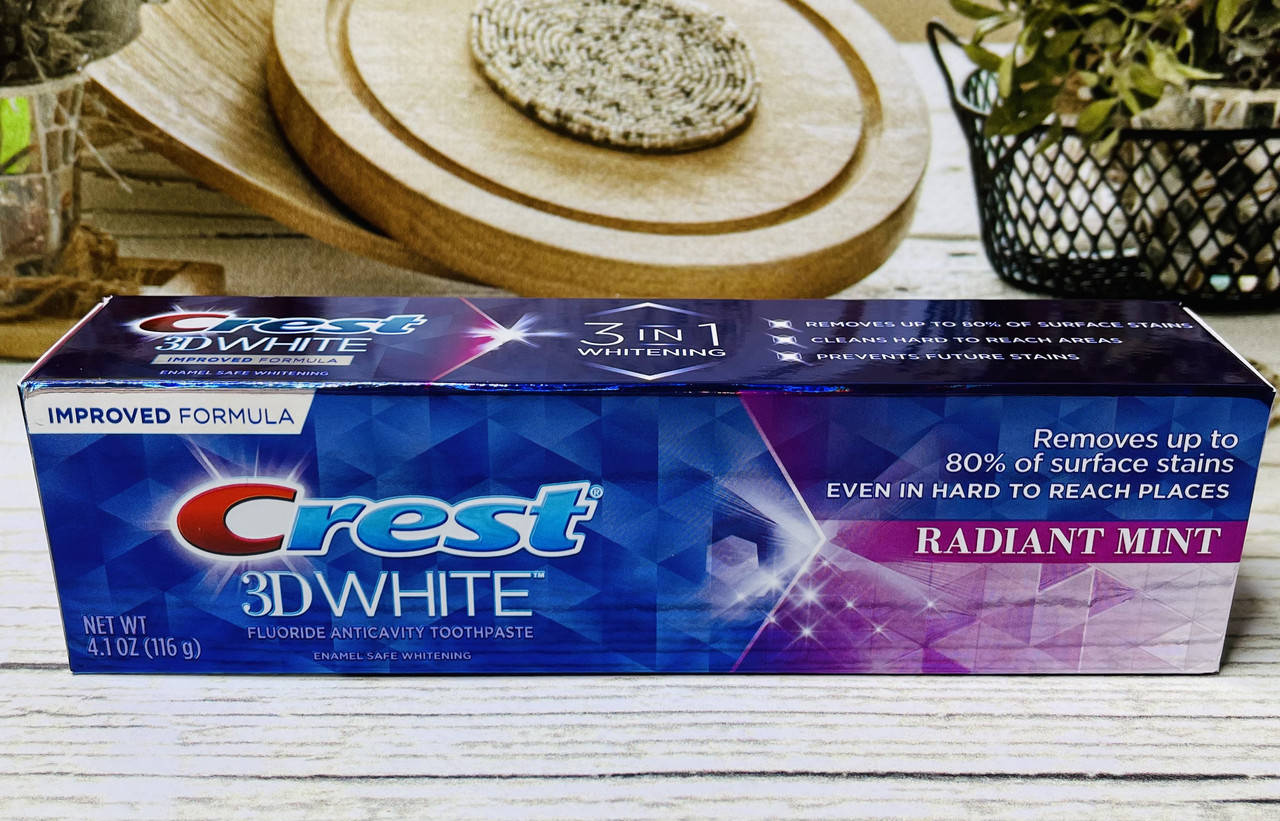 

Трехмерное отбеливание зубов с пастой Crest 3D White Radiant mint