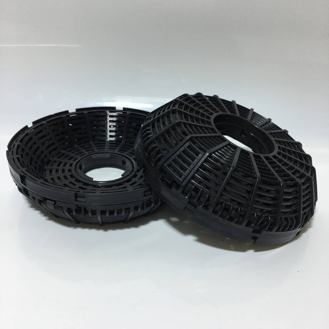 

Угольные фильтра 2 шт. для телескопической вытяжки Ventolux Garda 750 SMD LED