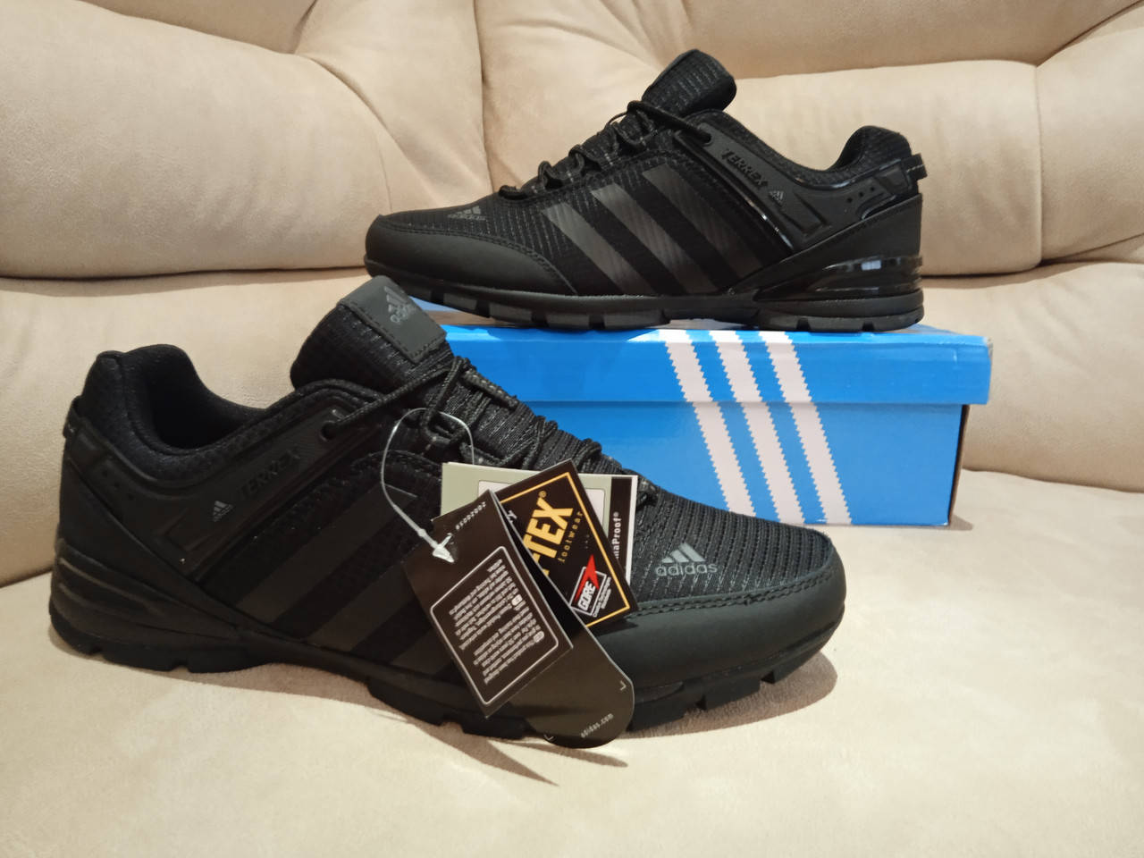 

Кроссовки мужские Adidas Terrex (Gortex) Топ качество! 43, Черный