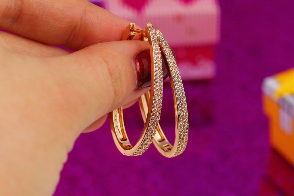 

Серьги Xuping Jewelry овальные кольца с камнями 4 см золотистые