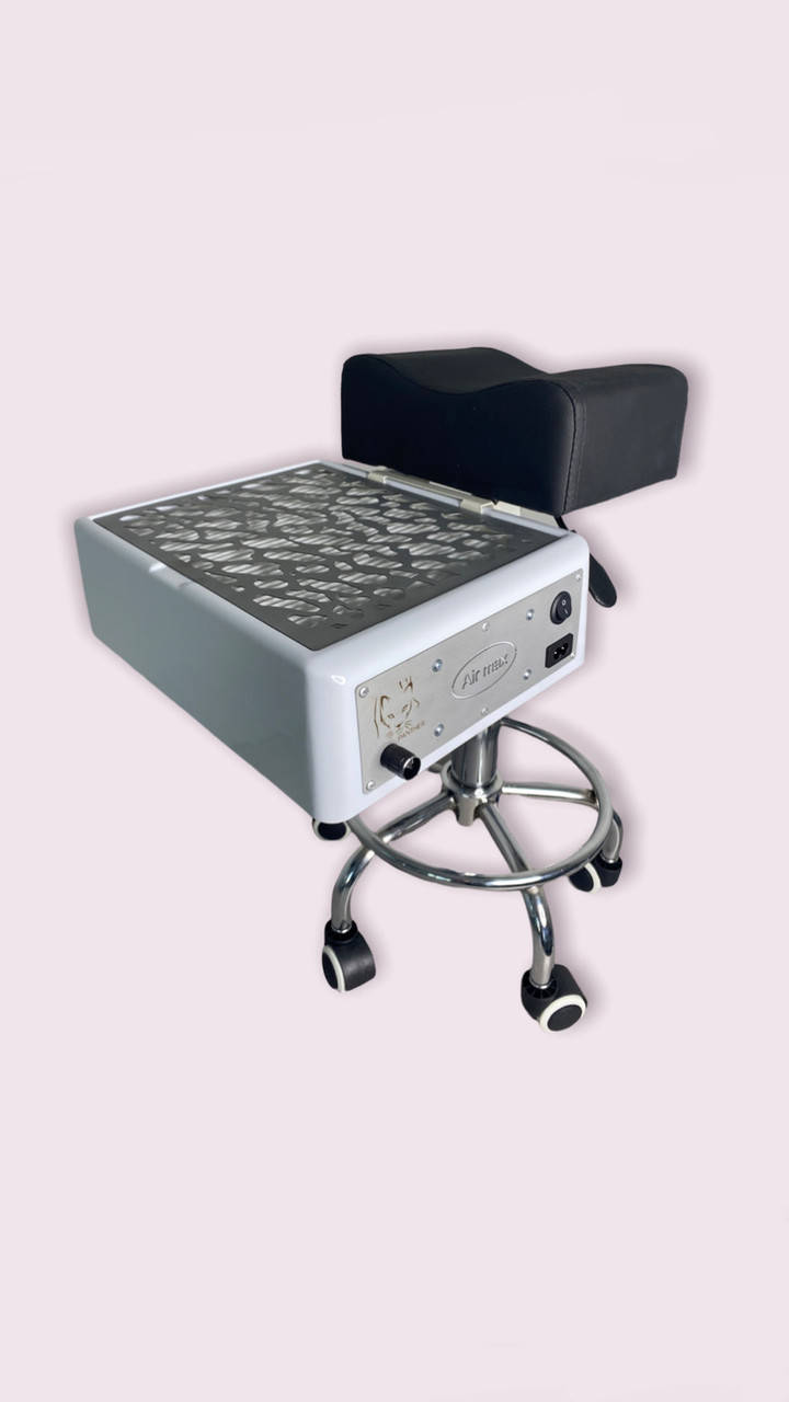 

Настольная вытяжка для маникюра Air Max PANTHER + тринога