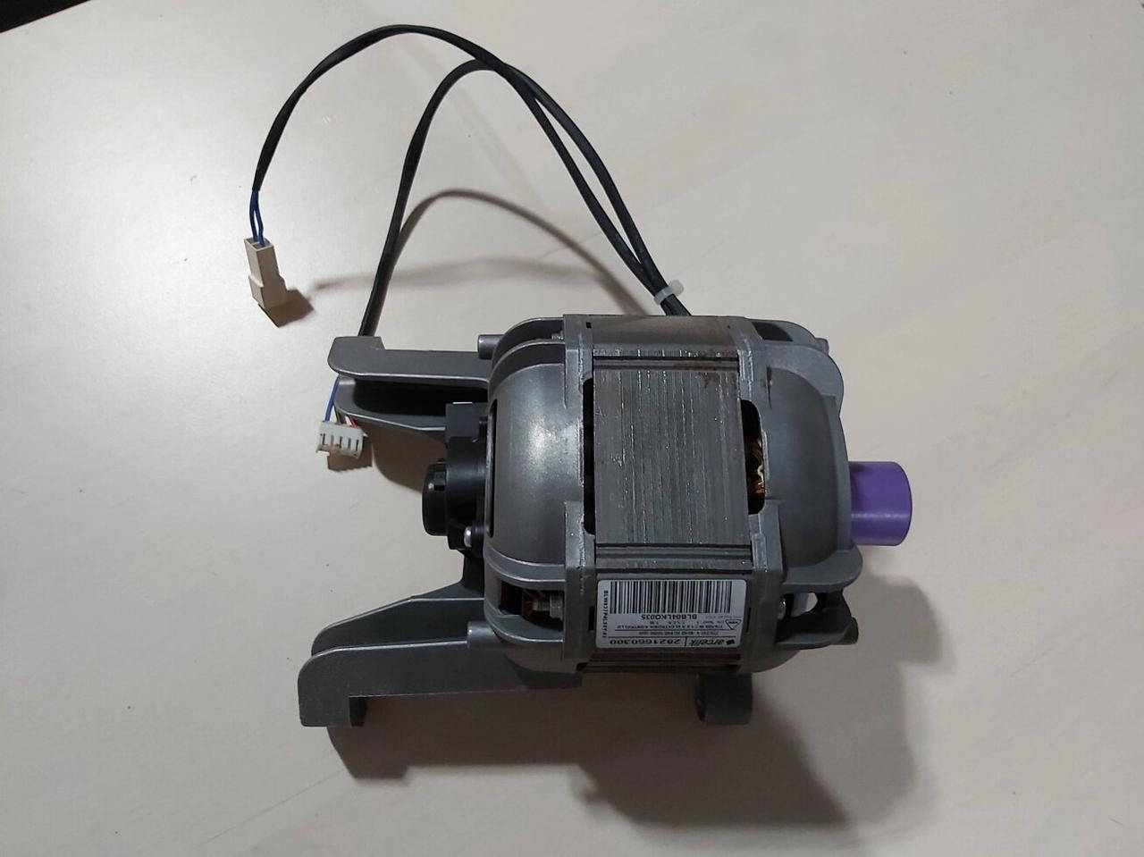 

Мотор / двигатель BLB04LKO035 для стиральных машин BEKO WMD 57122 - 2821660100
