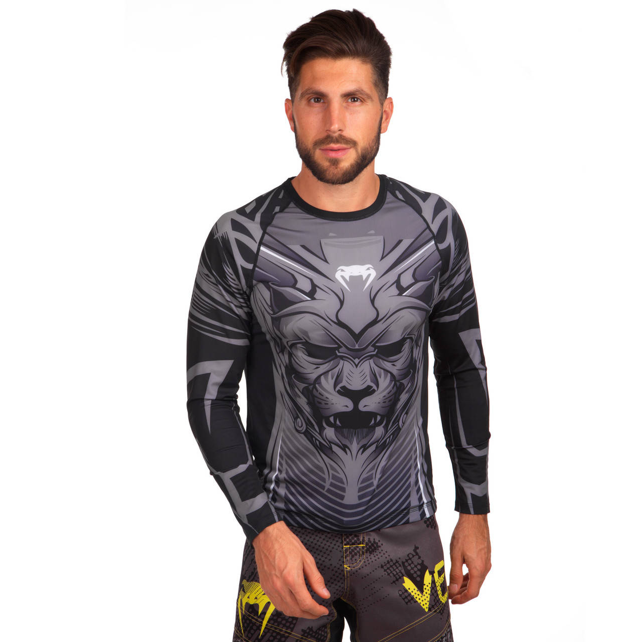 

Рашгард с длинным рукавом VENUM BLOODY ROAR для смешанных единоборств CO-8125-BK (размер M-XXL) черный-серый