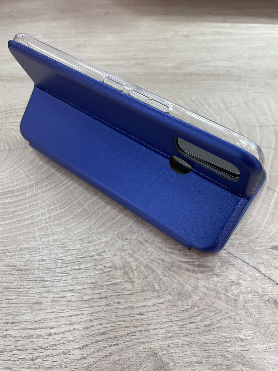 

Чехол-книжка на Tecno Spark 7 противоударный синий