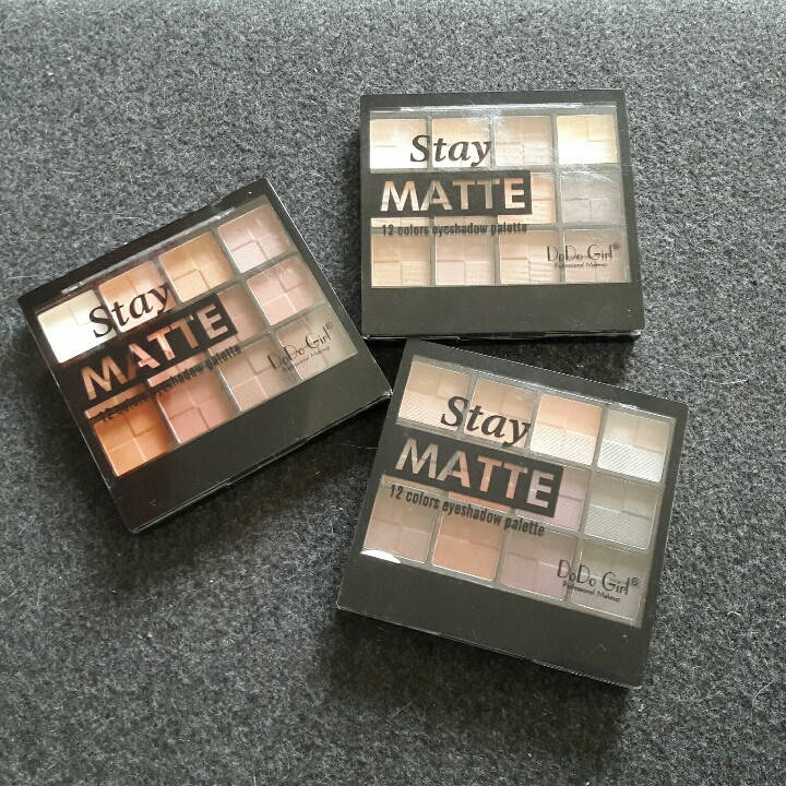 

Тени 12 оттенков Stay Matte Dodo Girl