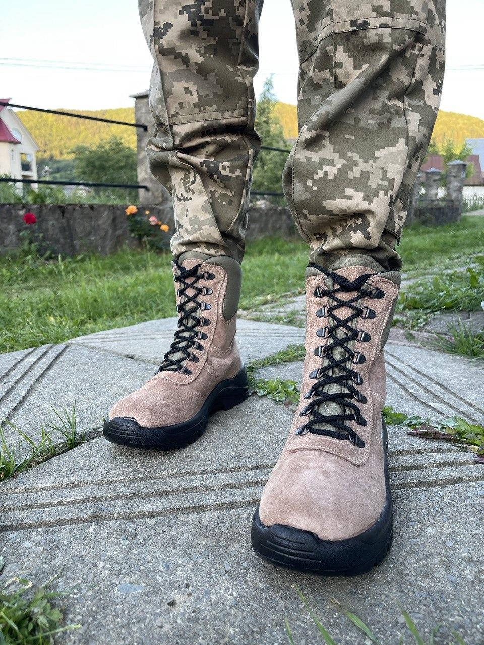

Берцы CAMEL UKRAINIAN натуральная кожа нубук облегченные р.46