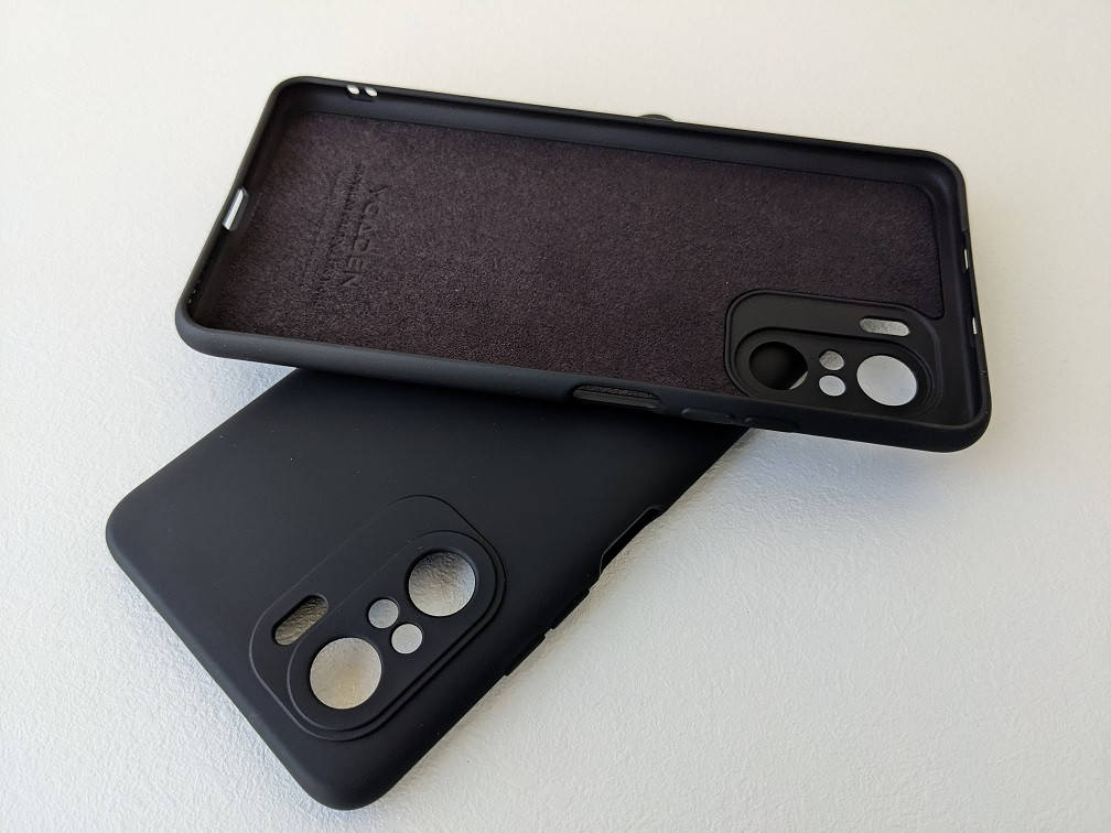 

Силиконовый чехол для Xiaomi Poco F3 Черный микрофибра soft touch