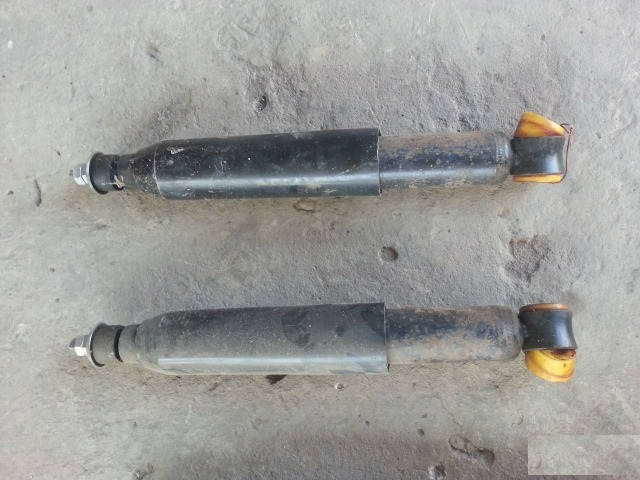 

Амортизатор задний ГАЗ Волга 24 2410 31029 3110 31105 РАФ 2203 задняя стойка бу