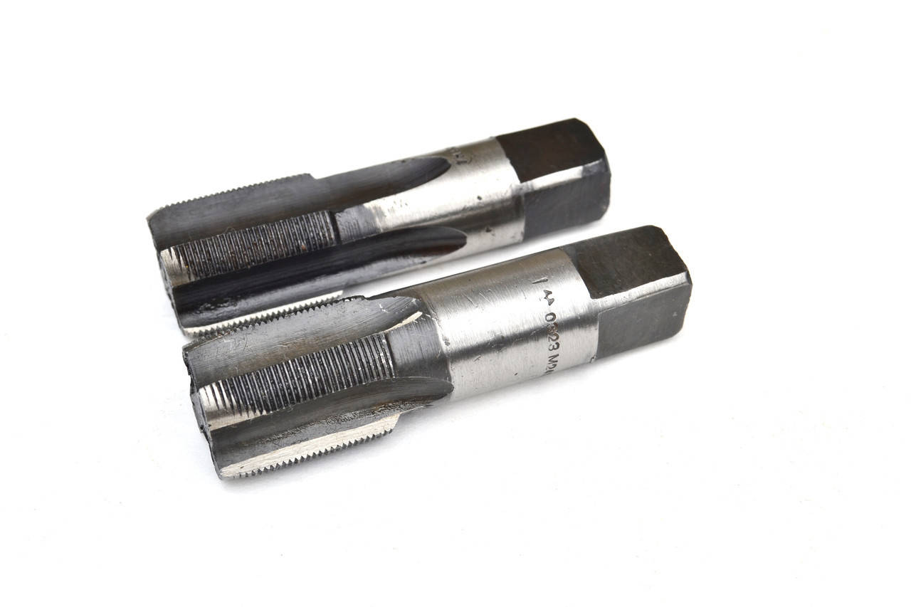 

Метчик м27х1,5 комплект. СССР