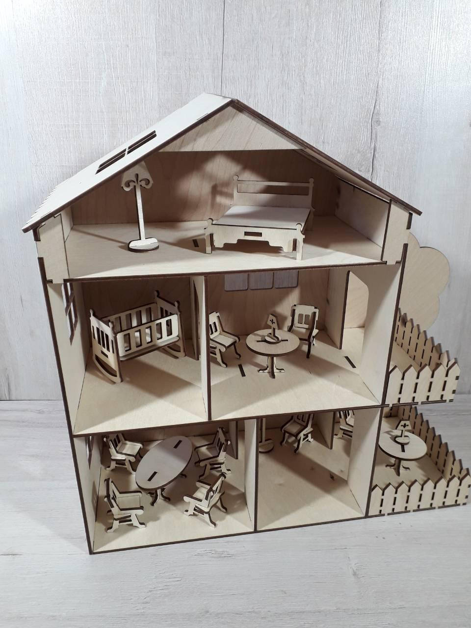 

Домик кукольный с мебелью