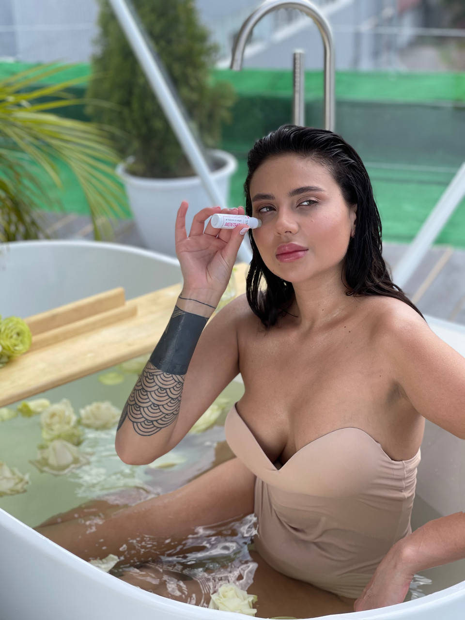 

Роликовый аппликатор под глаза (жидкие патчи) Top Beauty, 15мл