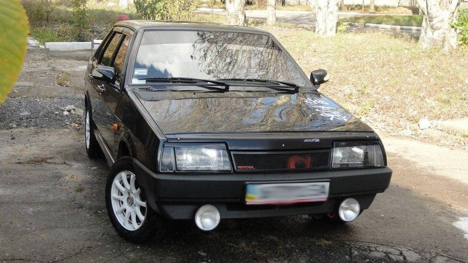 

Реснички на фары автомобиля ВАЗ 2108, 2109, 21099 Прямые стеклопластик Orticar
