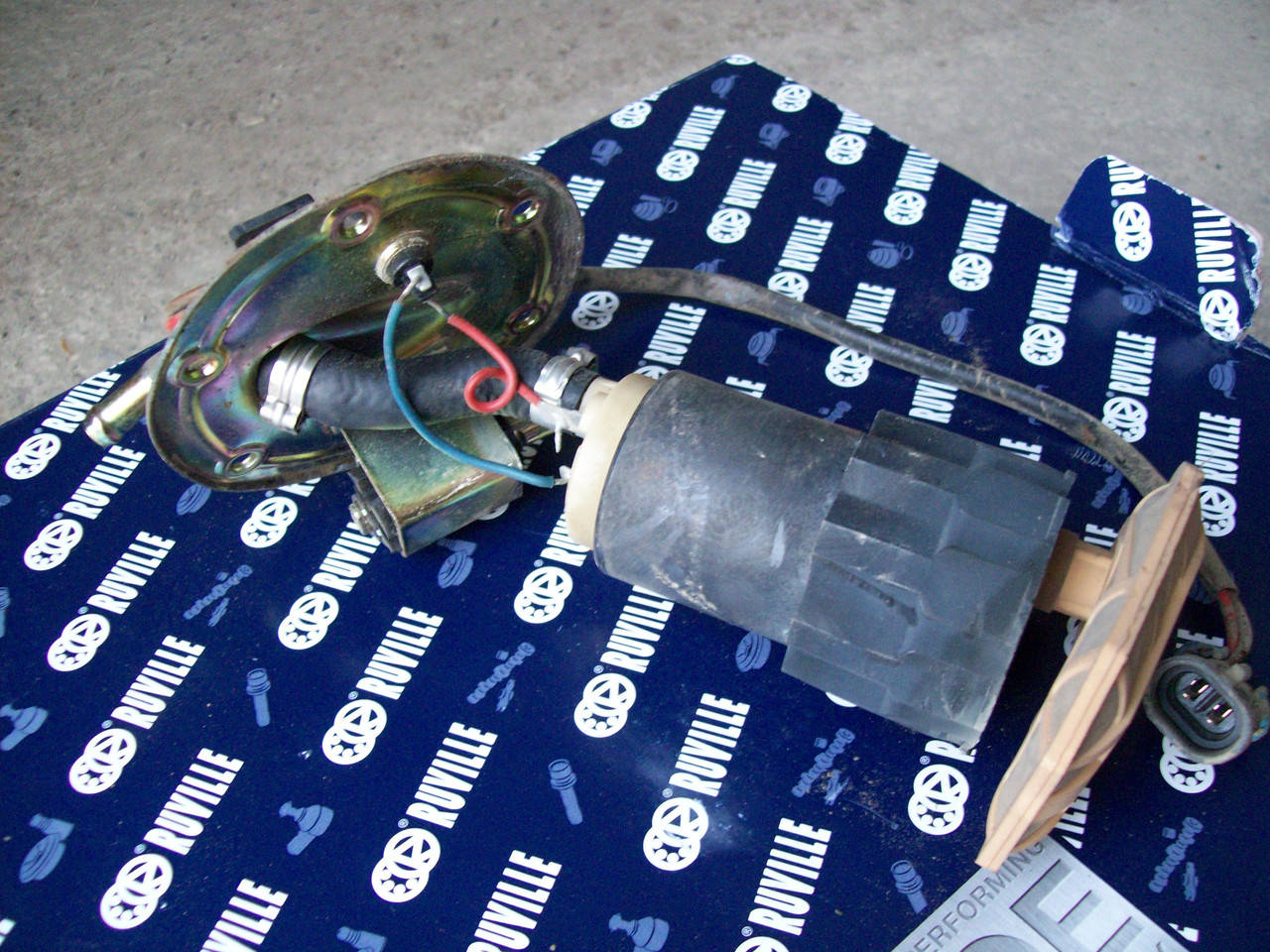 

Бензонасос Opel Astra, Vectra, Kadett, Опель Астра, Вектра, Кадетт. 1,4 - 1,6i.