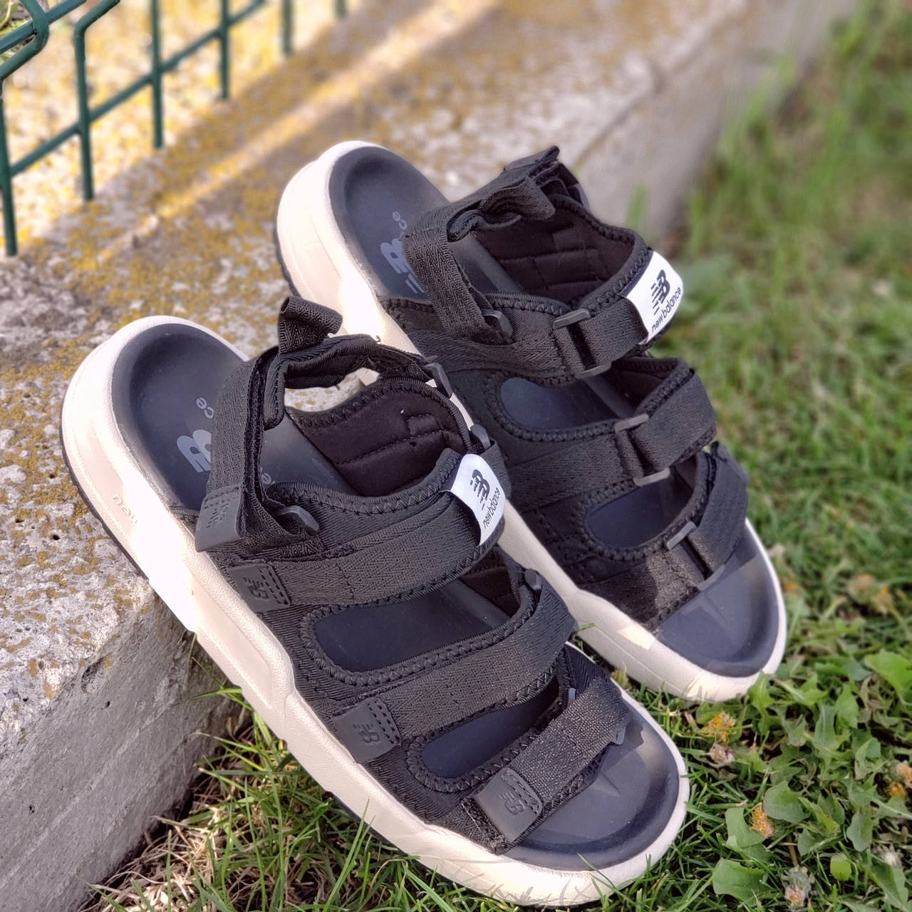 

Мужские летние сандалии New Balance Нью Беленс, Черный