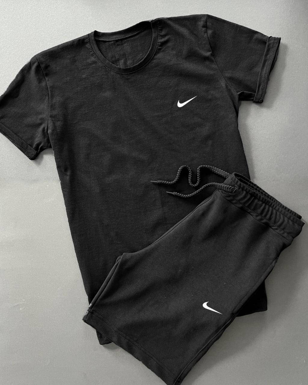 Шорты и футболка Nike комплект