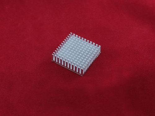 

Радиатор алюминиевый для LED матриц VGA MB 40х40х11мм, клейкий