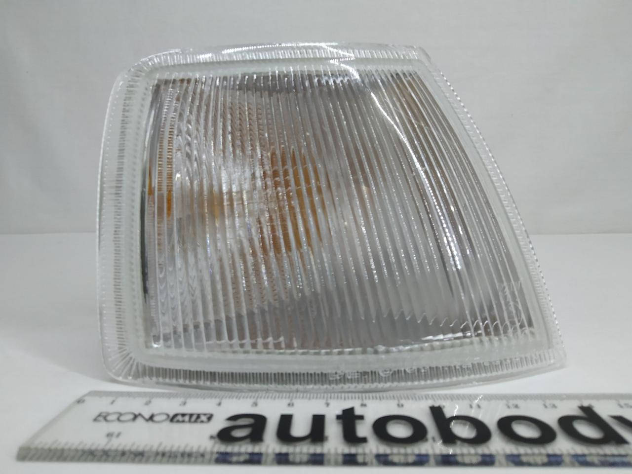 

Правый указатель поворота Опель Вектра A белый 1988-1992 год без патрона / OPEL VECTRA A (1988-1995) Код: FP