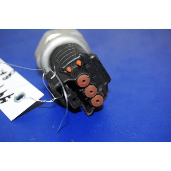 

Датчик давления кондиционера TOYOTA CAMRY 40 06-11 499000-7880