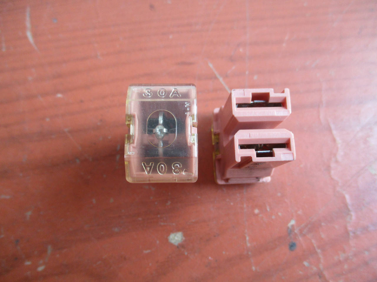 

Предохранитель 30А MU840015 9915577 Grandis Mitsubishi