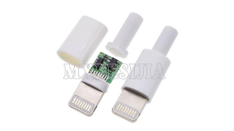 

Штекер монтажный iPhone 5 Lightning plug 8P USB IC (17185)