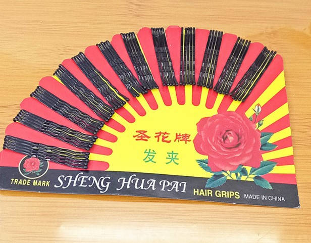 

(60 шт) Набор Заколки-невидимки (4см длина) на планшетке. Цвет - черный