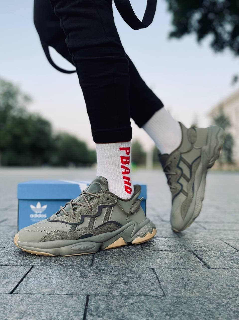 

Adidas Ozweeg серые мужские демисезонные кроссовки. Лето/осень/весна, мужские кожаные кроссовки., Серый