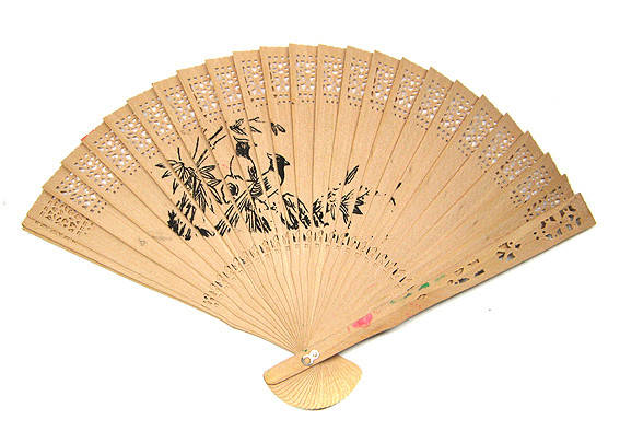 

Веер деревянный