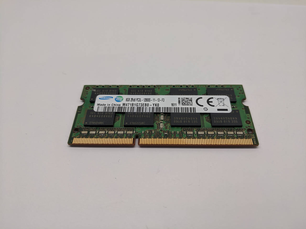 

Оперативна пам'ять DDR3L 8GB 1600 MHz (Б\У)