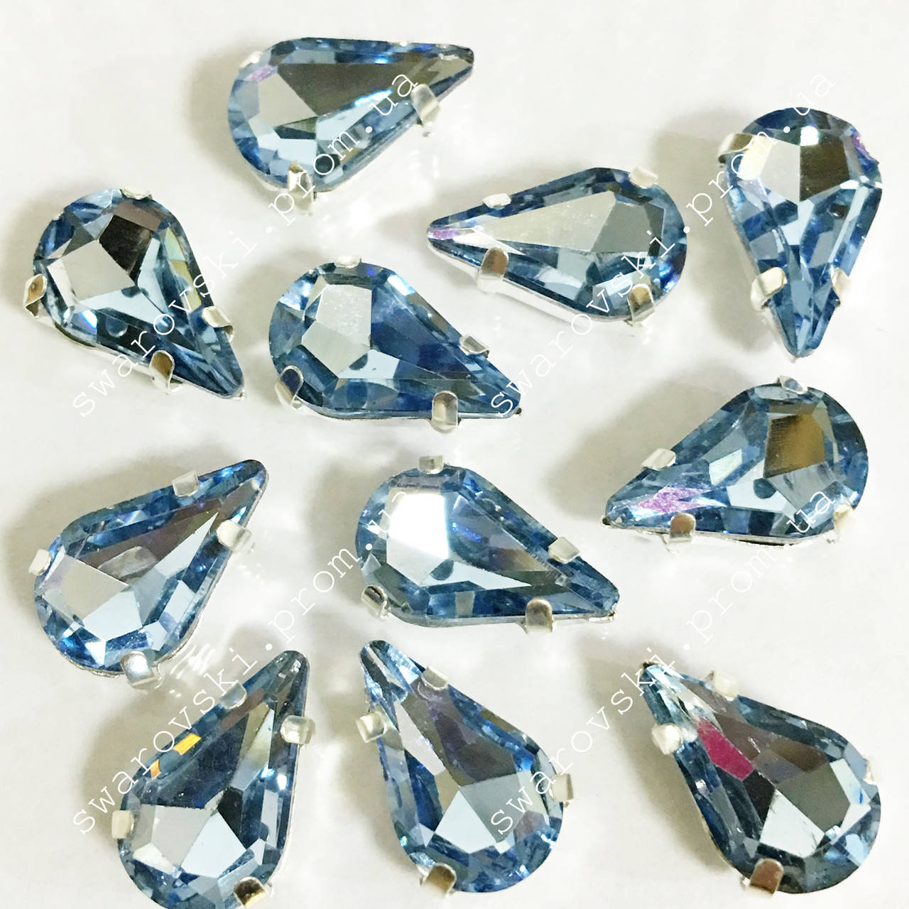 

Cтразы в цапах, Капля, Размер 6x10, Цвет Lt Sapphire
