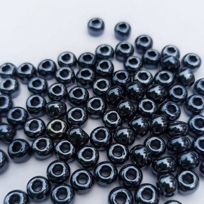 

Бисер Preciosa Для бижутерии размер 2 / 49102 Жемчужный ирис Мокрый асфальт Упаковка 5 грамм