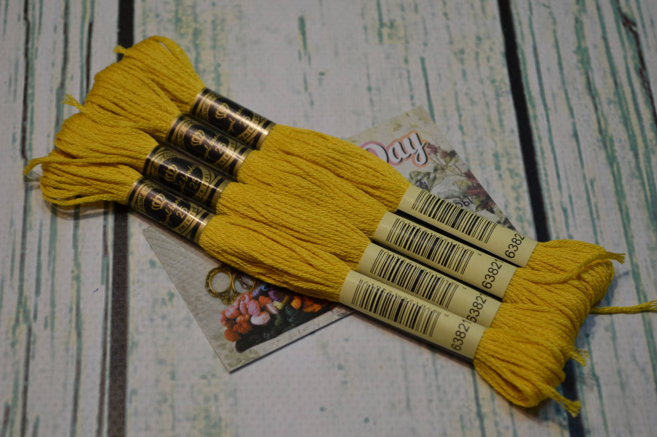 

Мулине Royal Broderie, цвет №3821