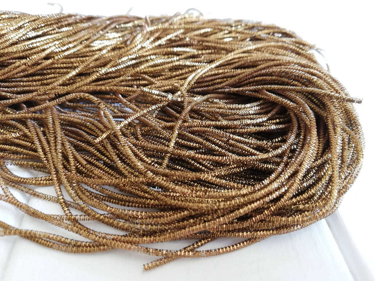

Трунцал 1,5 мм Golden Brown Індія 5 г