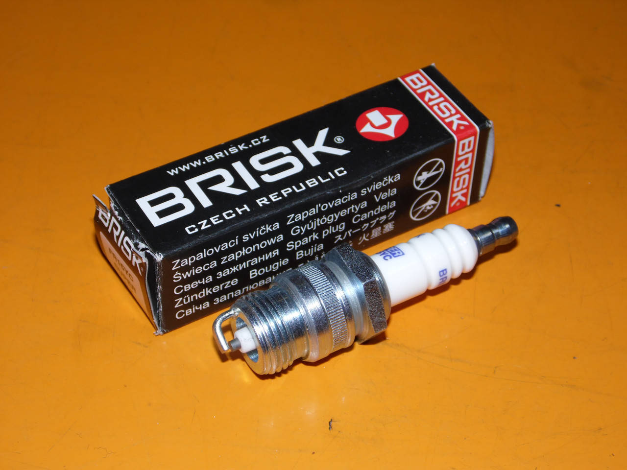 

Свеча зажигания Brisk FR15YC SIERRA SCORPIO TRANSIT OHC