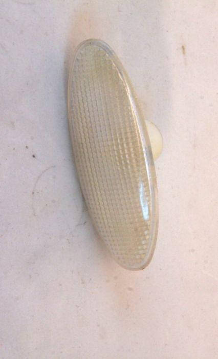 

MIPSAN M.216 Повторитель поворотника на крыло белый FORD ESCORT