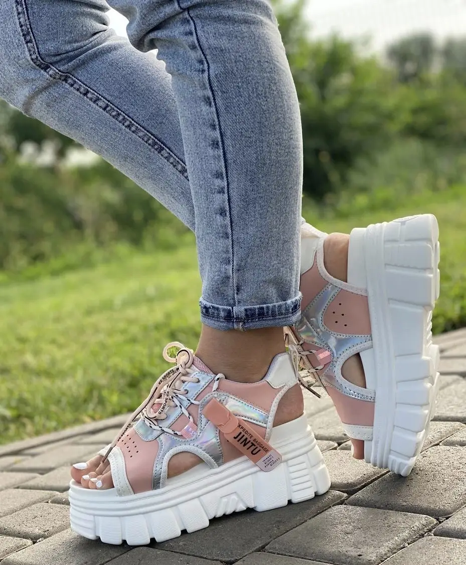 

Босоножки женские на платформе пудра | Спортивные летние сандалии на высокой подошве