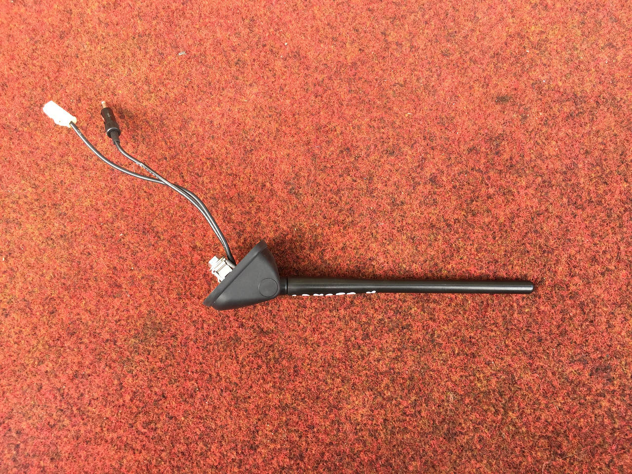 

Антенна Mitsubishi Lancer X