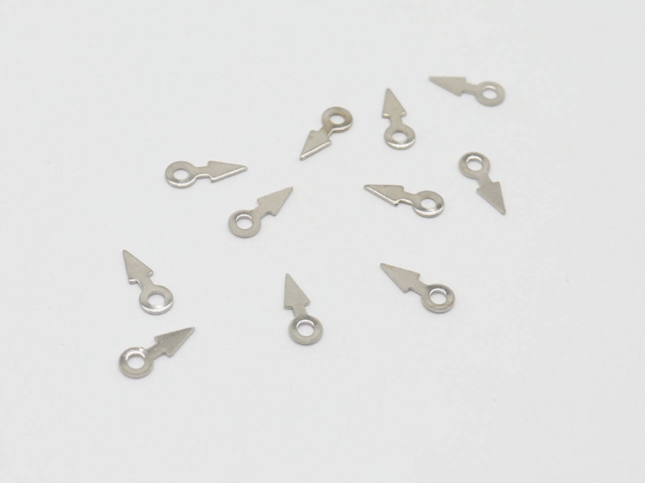 

Самозабивной винтик. Цвет "серебро". 15х5мм. 100шт/уп.